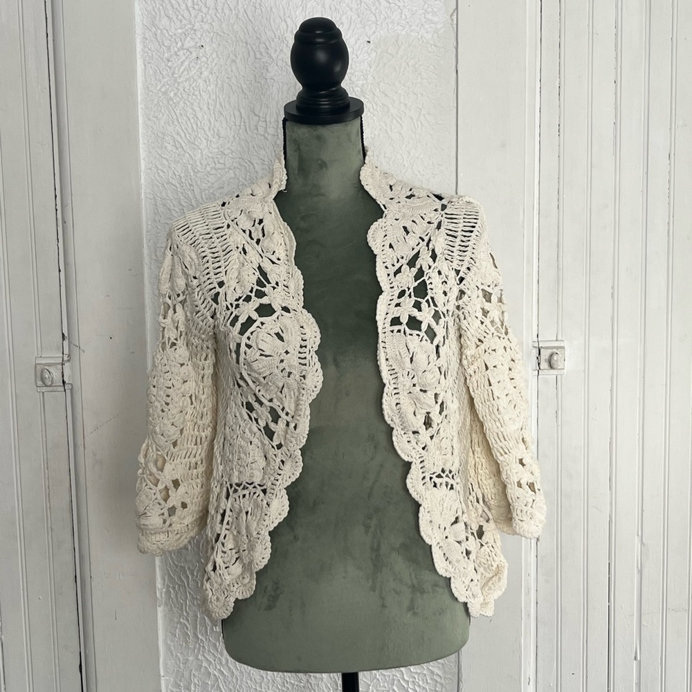 Chic Cream Crochet Women's Cardigan